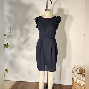 Simple black dress- M